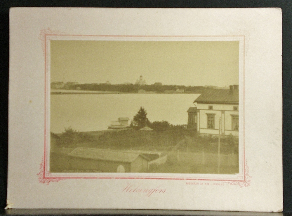 Lindahl, Axel: Valokuva. Fotografi. Helsingfors från Thölö