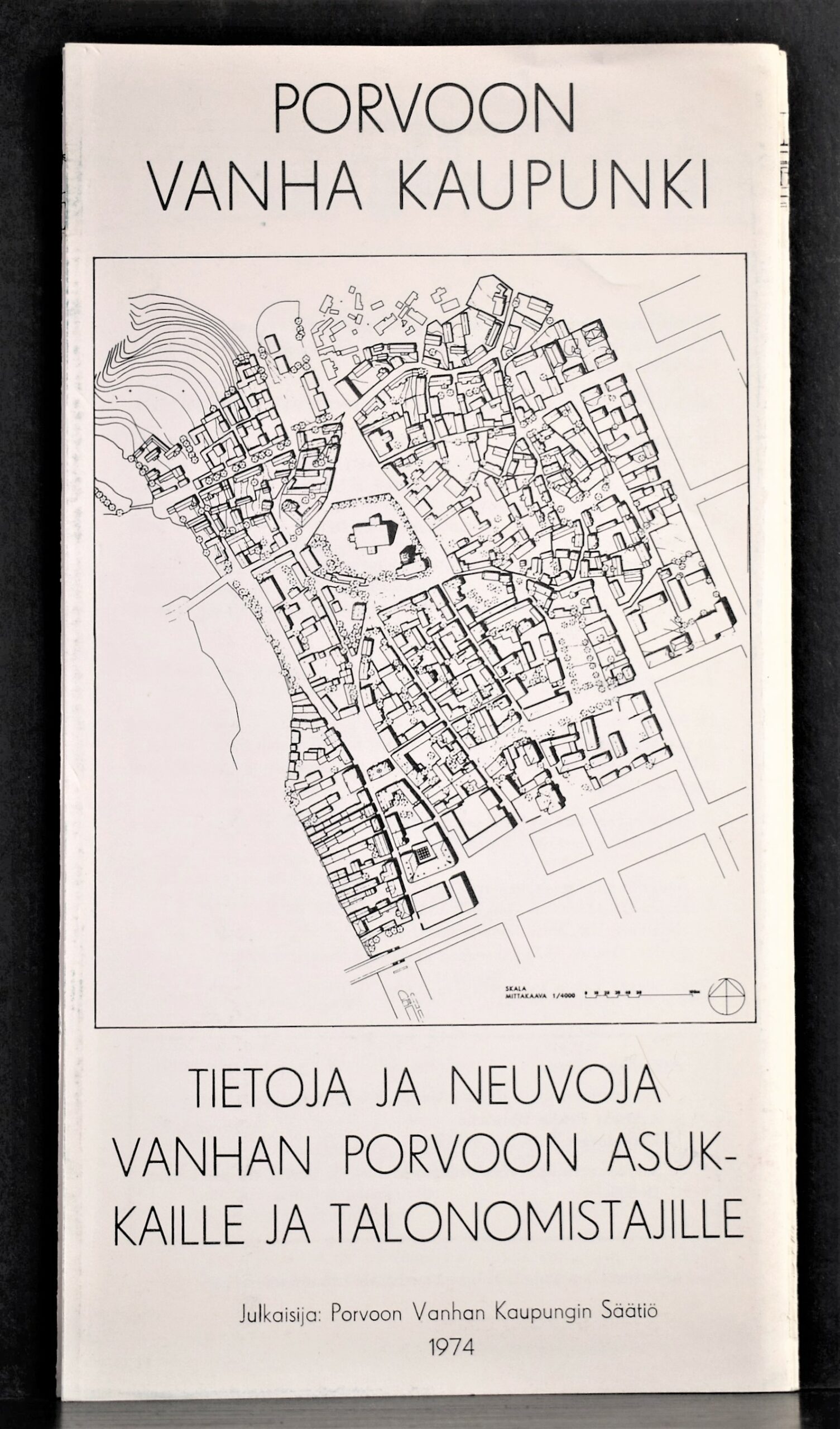 Porvoon vanha kaupunki. Tietoja ja neuvoja vanhan Porvoon asukkaille ja talonomistajille. Gamla staden i Borgå. Information för gårdsägare och invånare i gamla Borgå