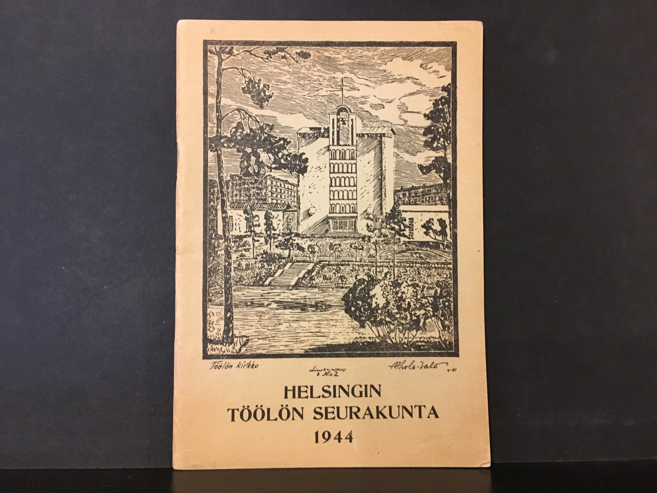 Forsmann, V. I. (toim.): Helsingin Töölön seurakunta 1944