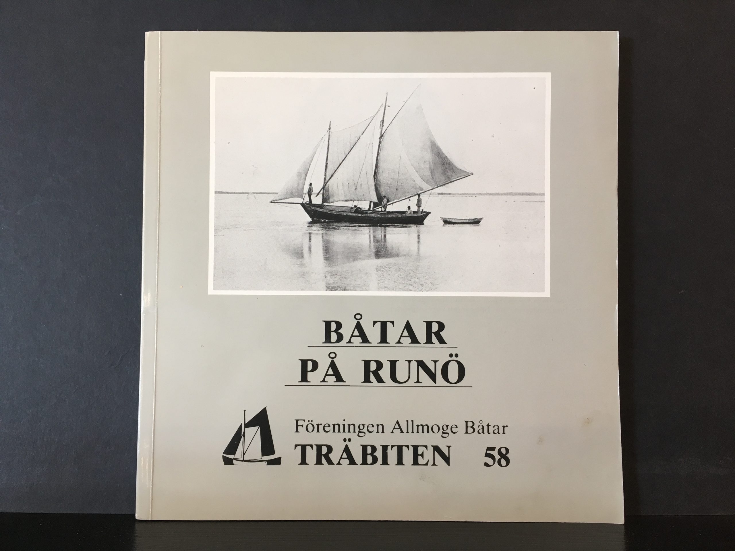 Steffensson, Jakob: Båtar på Runö. Om båttyper och deras användningsområden på Runö - fd svenskön i Rigaviken