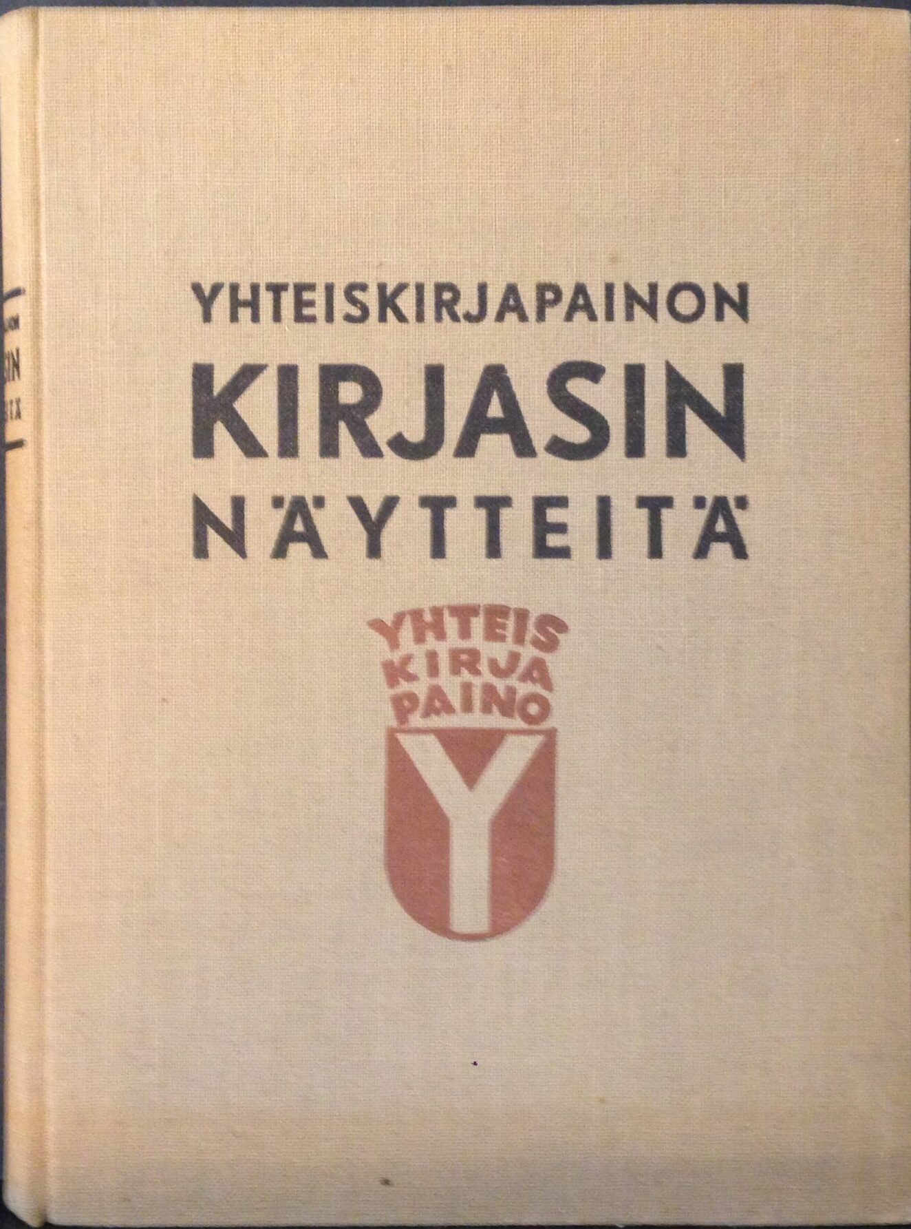 "Kirjasin näytteitä sekä ohjeita painatustöiden hoitamisessa ja korjauslukemisessa"