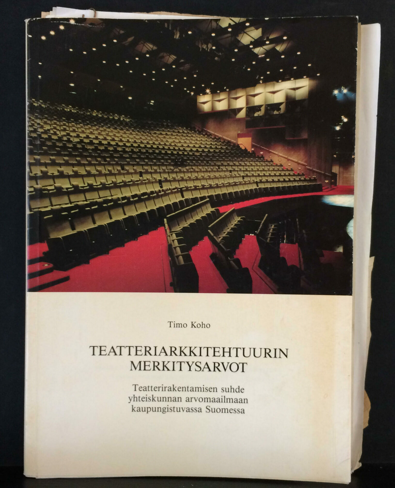 Timo Koho Teatteriarkkitehtuurin merkitysarvot