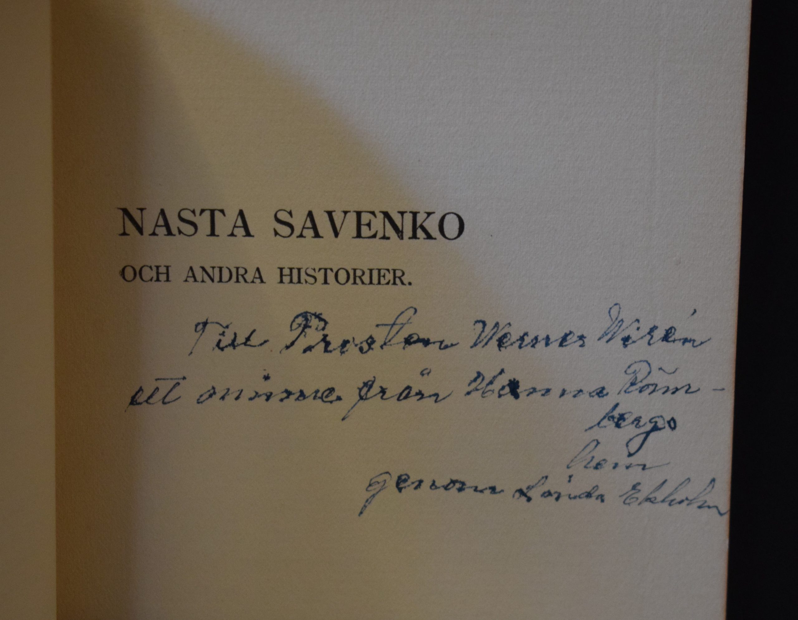 Rönnberg, Hanna: Nasta Savenko med flera berättelser (dedikation) - Image 2