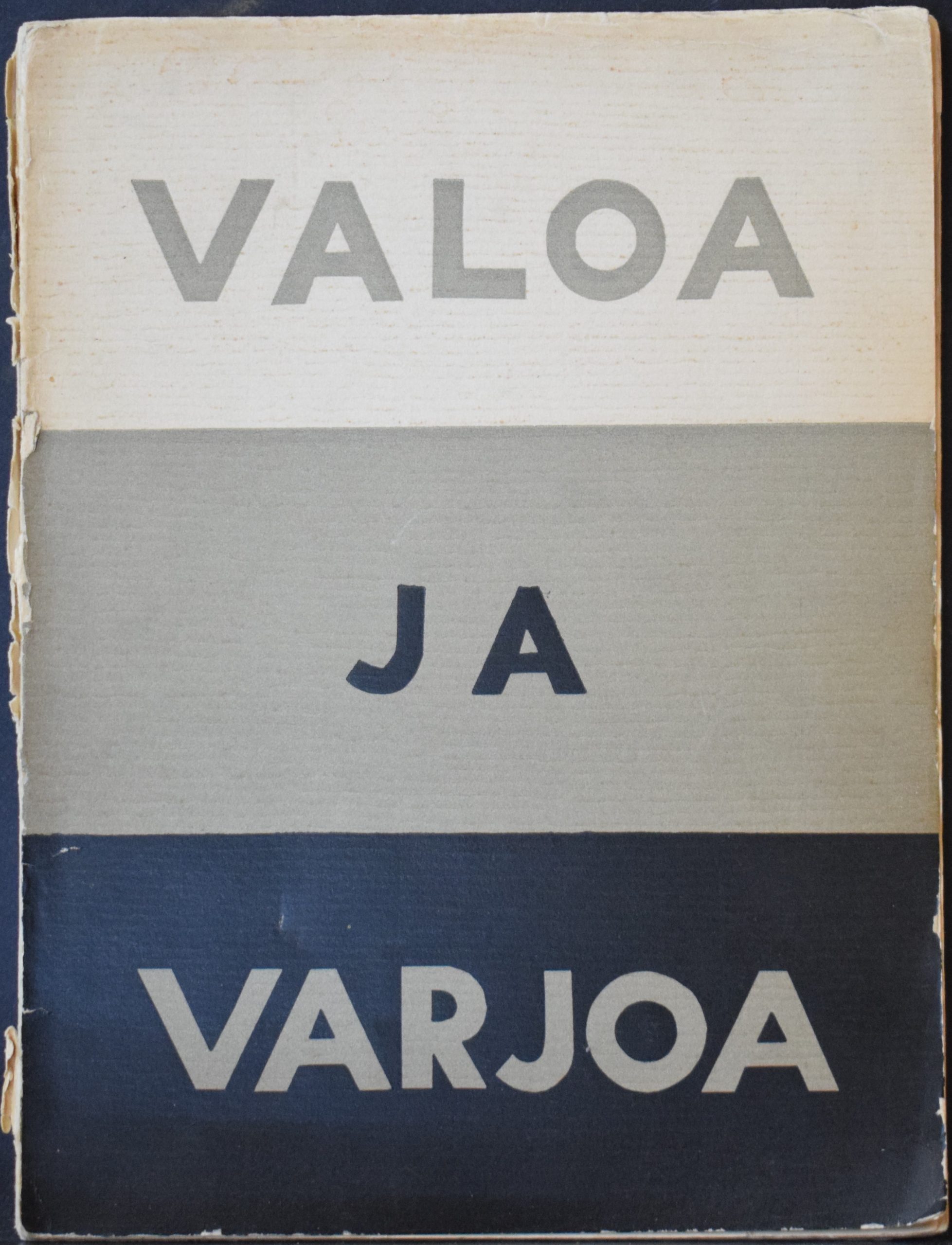 Valoa ja varjoa – Suomalaisia valokuvia