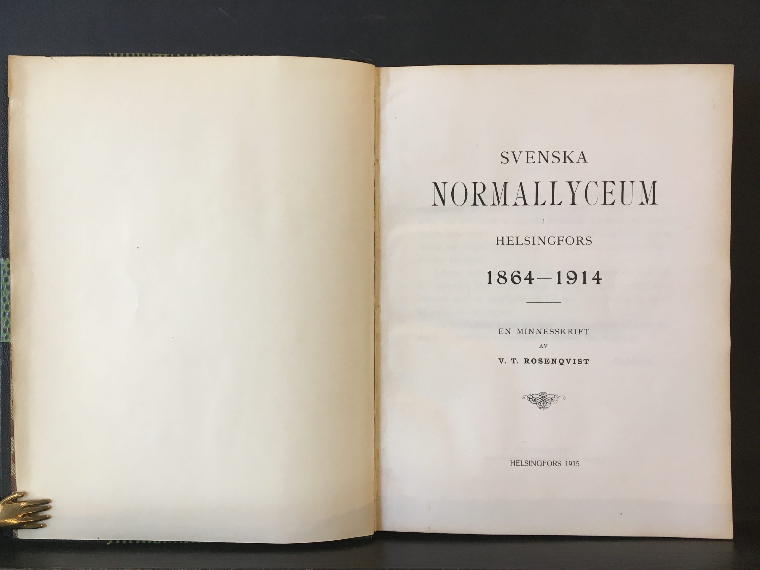 Rosenqvist, V. T.: Svenska normallyceum i Helsingfors 1864-1914: en minnesskrift