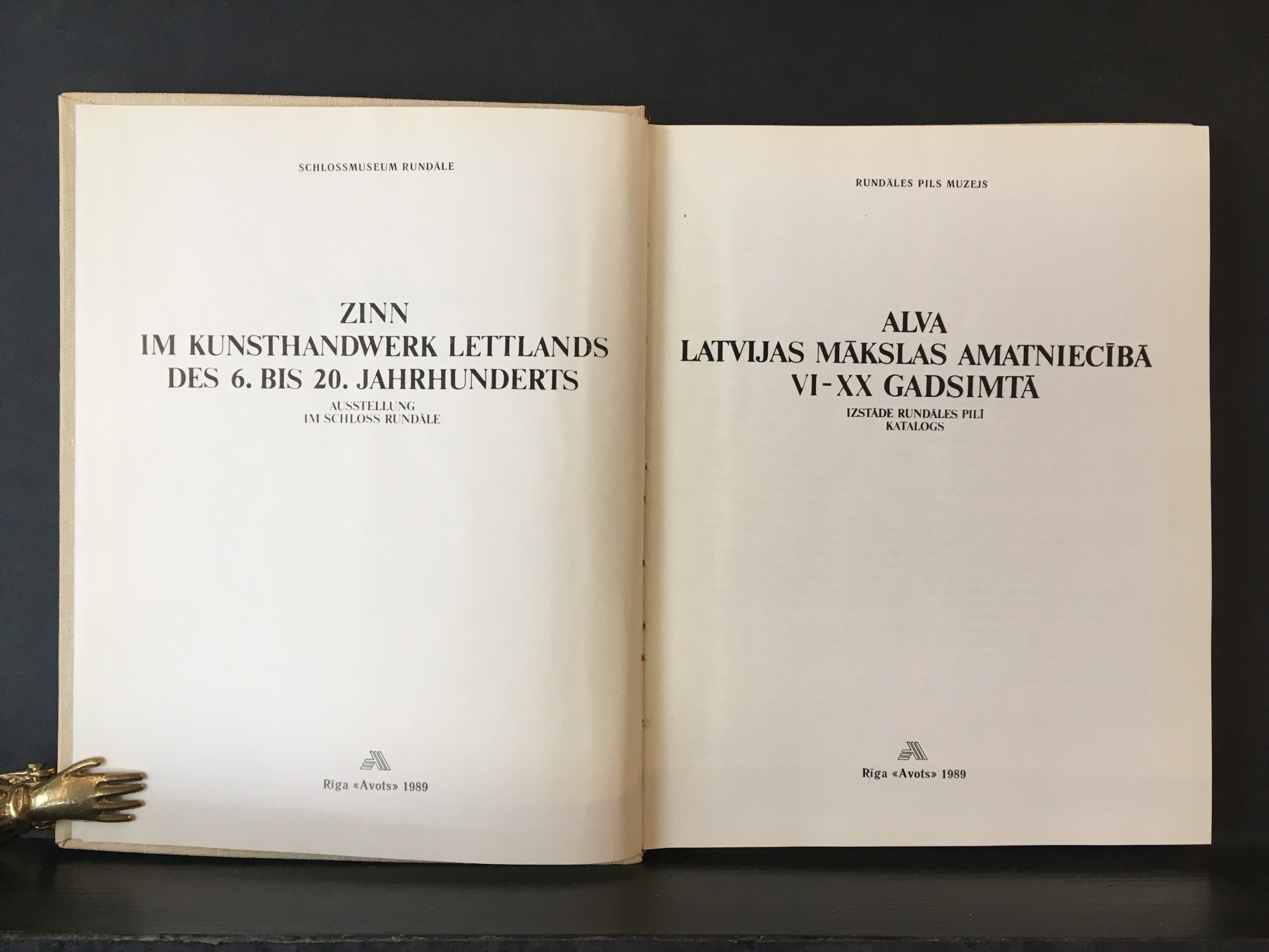 Alva Latvijas mākslas amatniecībā VI-XX gadsimtā. Izstāde Rundāles pilī katalogs