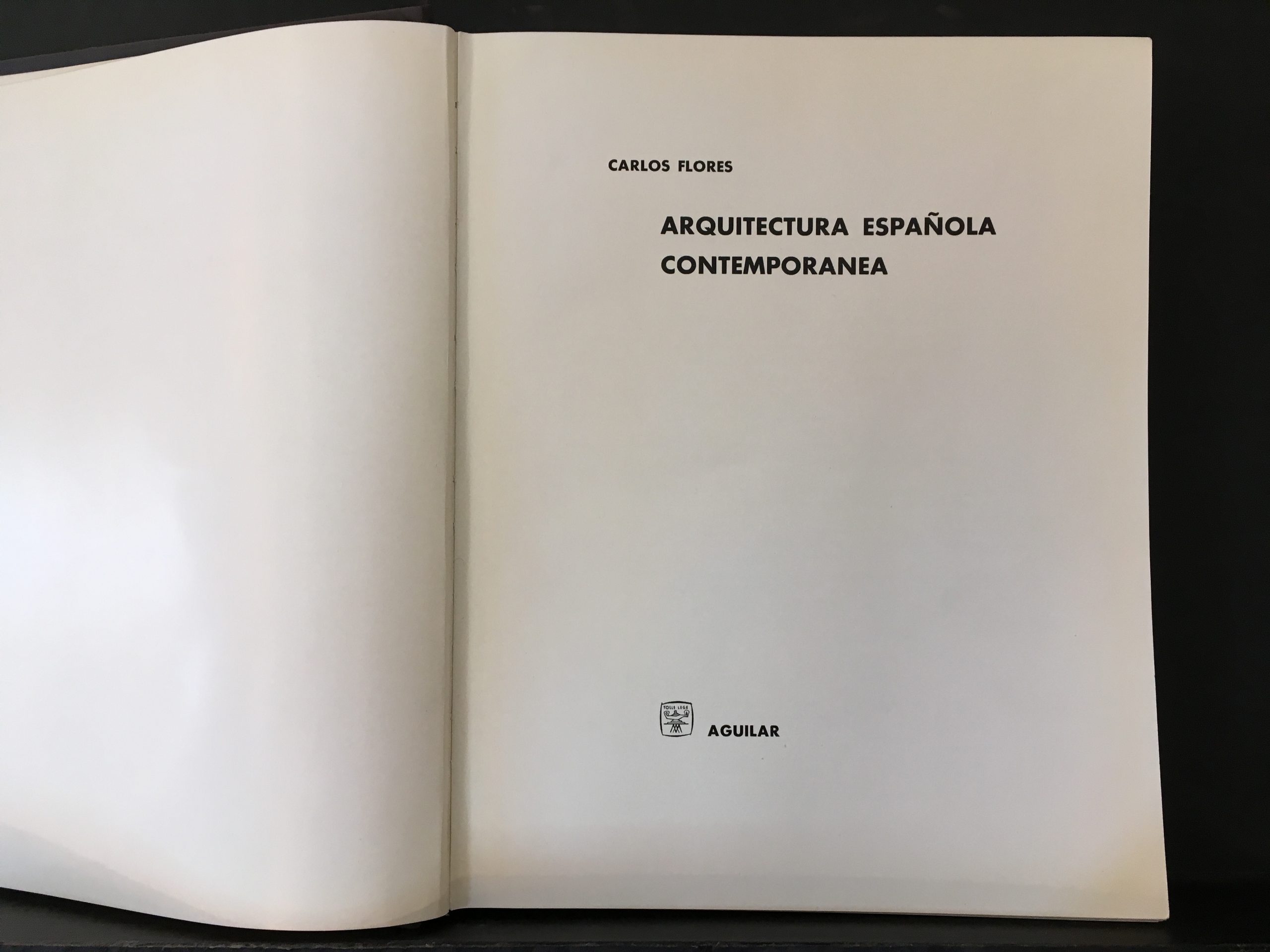 Flores, Carlos: Arquitectura española contemporanea - Image 2