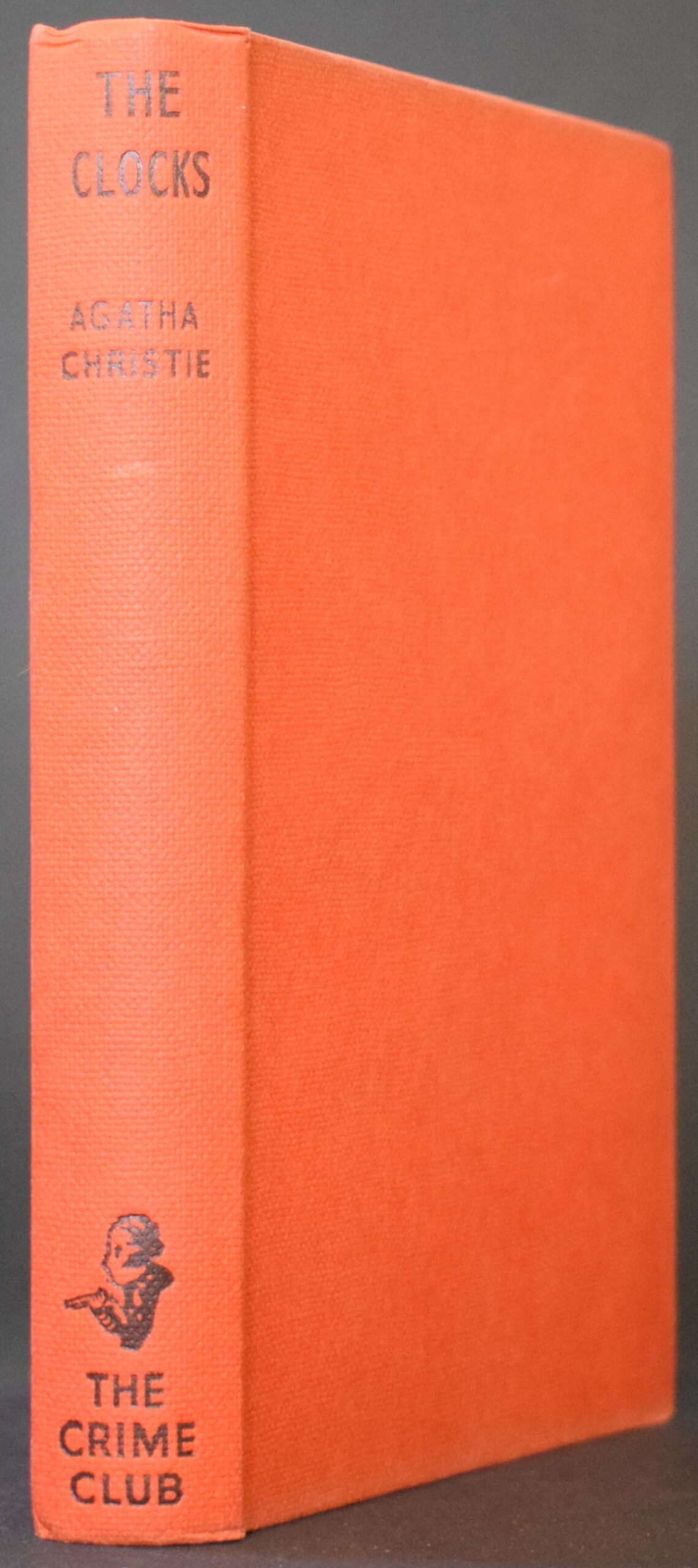 Good antiquarian condition. Dust jacket slightly worn on edges and on the top and bottom part of the spine. Price unclipped. Pages are in good condition with no handwriting. Previous owner inscription from 1963.